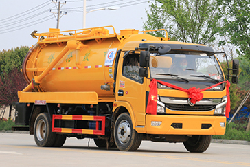 東風(fēng)大多利卡清洗吸污車（一體罐）（清水 污水9.5方）